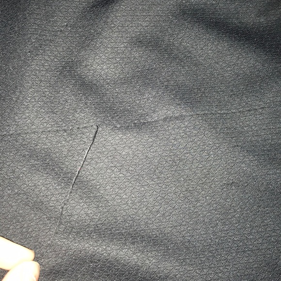 Unisex Adidas Shorts - Picture 3 of 4